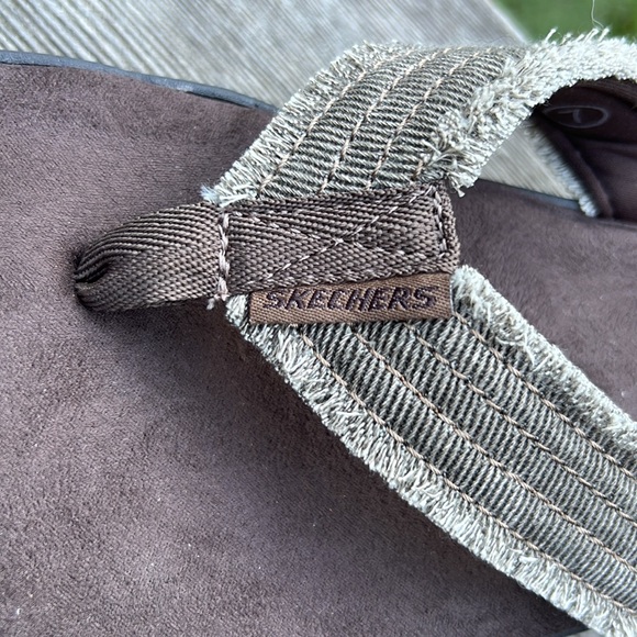 NWT Skechers Evented Arven Flip Flops (7) - Picture 8 of 8